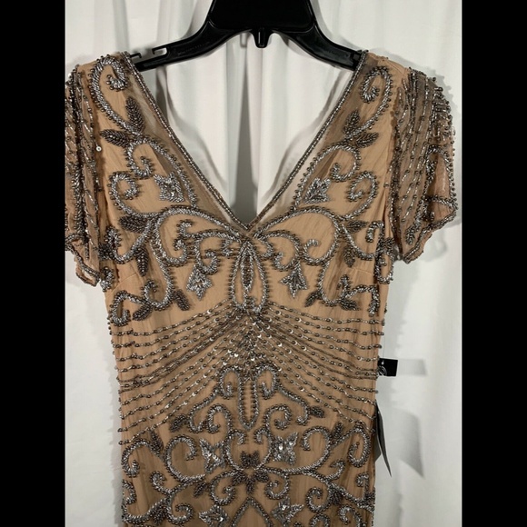 NEW $238 Pisarro Nights Beaded Longline Gown in Rose Nude [SZ 6 ]‎ - Picture 5 of 10